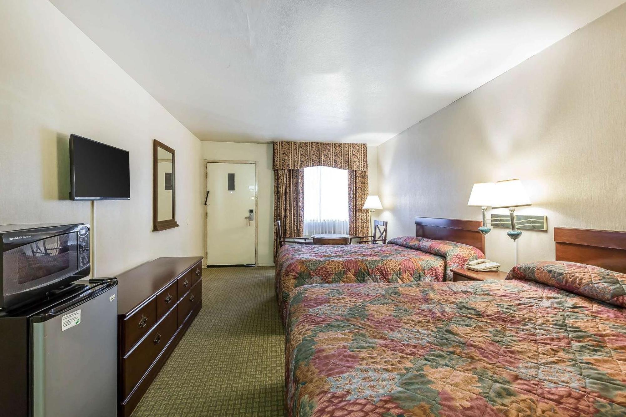 Rodeway Inn Magic Mountain Area Castaic Exteriör bild